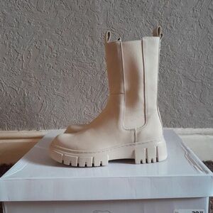 Chic Cream Moto Boots